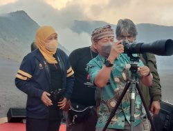 Ratusan Fotografer Ceritakan Keindahan Bromo pada Dunia